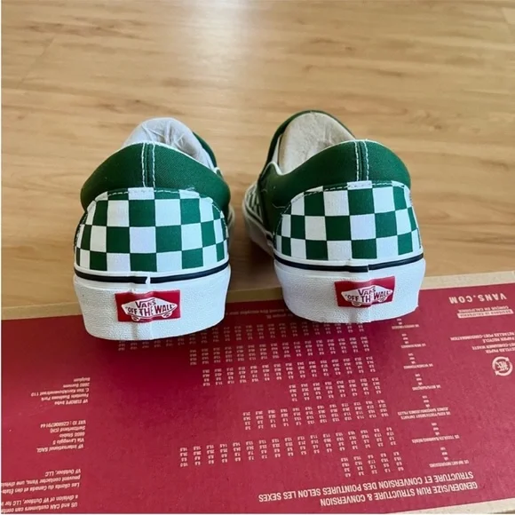 Vans Classic Slip-On Checkerboard
Shoe Mens 13.0 US - Picture 9 of 12